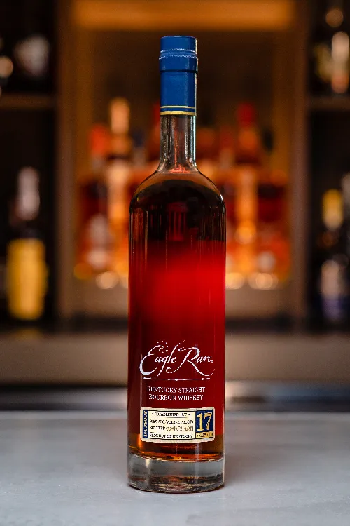 イーグルレア17年　Eagle Rare 17年 レビュー #17: イーグルレア17 (2023) : r/bourbon